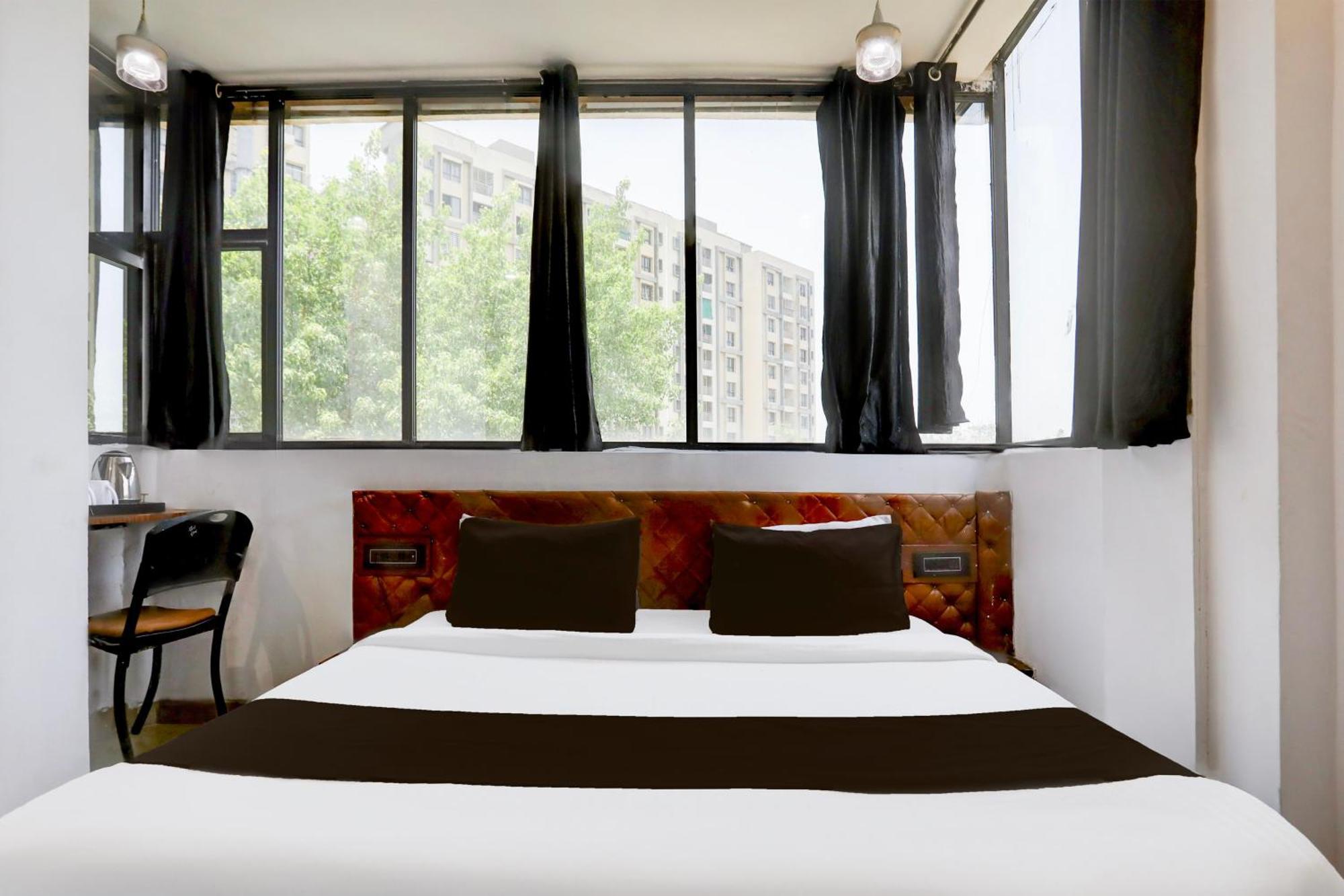Super Hotel O Mp Nagar Near Rachna Tower โบปาล ภายนอก รูปภาพ
