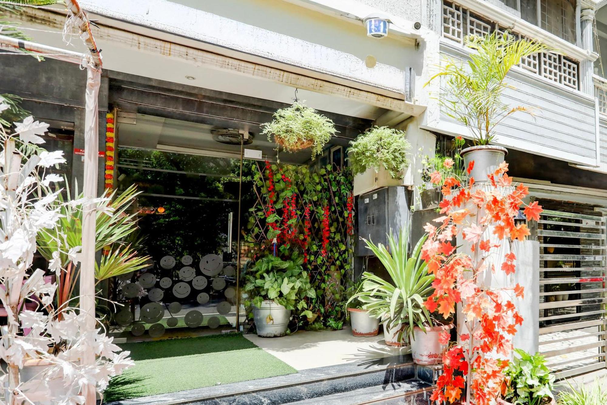 Super Hotel O Mp Nagar Near Rachna Tower โบปาล ภายนอก รูปภาพ